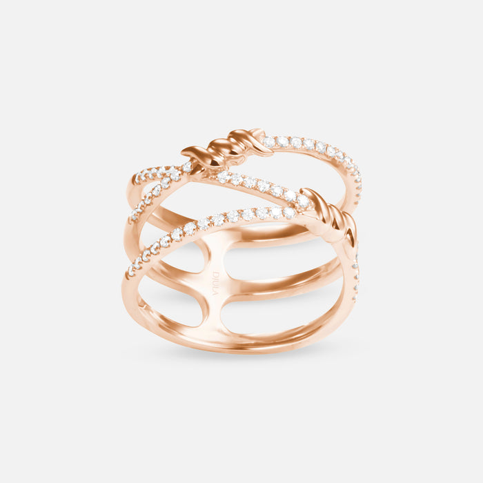 Barbelé Interlaced Half Paved Ring