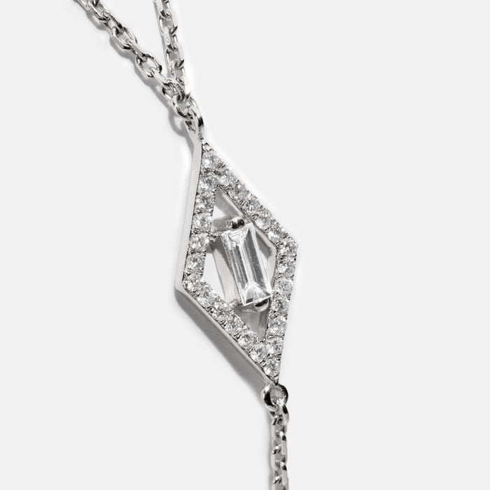 Pendentif long Délicatesse