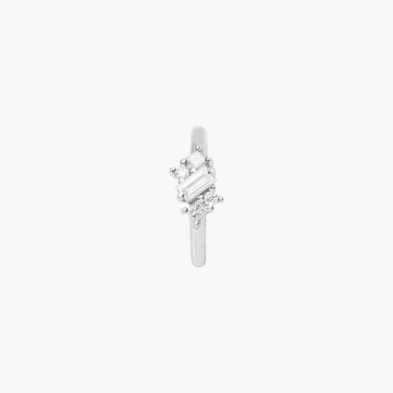 Éclat frosty sparkle hoop piercing